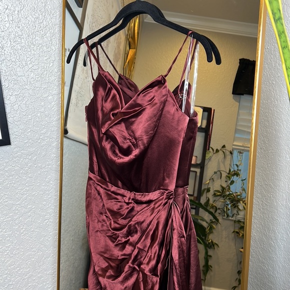 House of CB ‘Reva’ Raisin Satin Gathered Corset Dress Raisin NWOT - Picture 10 of 12